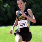 Shireen Crumpton wins the Otago women’s 10,000m title. Photos by Peter McIntosh.