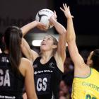 Silver Ferns goal shoot Irene van Dyk lines up a shot against Australia. Photo Getty Images