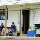 Simon Smith and Annette Cadogan relax at their Dunback crib. Photos by Craig Baxter.
