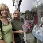 Sisters, Darla Herrnberger (left) and Sheree Troy from from Lincolnton, North Carolina are among...