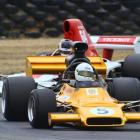 Steve Ross (McRae GM1) holds off Michael Lyons (Lola T400) in the second race at Ruapuna Raceway...