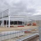 The $11 million Bunnings building under construction at Strathallan St. Photo by Peter McIntosh.