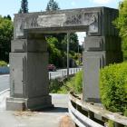 The Moller Park Memorial Arch in Ravensbourne. Photo by Gerard O'Brien.