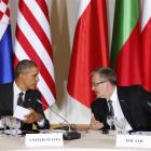 United States President Barack Obama (left) and Polish President Bronislaw Komorowski co-host a...