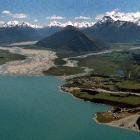 lost_aussies_rescued_from_track_near_queenstown_5771a73aad.JPG