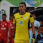 Indonesian goalkeeper Choirul Huda of the Persela Lamongan soccer club. Photo: Antara Foto...
