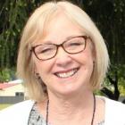 Jacqui Dean 