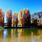 Autumn tones along the Manuherikia River near Alexandra. Photo: Rae Easton