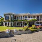 Changing tack   ... Wanaka Unlocked luxury villa management agency has 
...
