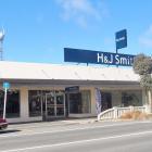 H&amp;J Smith department store in Balclutha will close on July 31. Photo: Wiki Commons