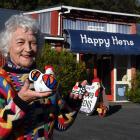 After 30 years, Happy Hens owner Yvonne Sutherland has farewelled her Portobello shop, having...
