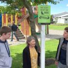  Discussing the Clutha Youth Council's smoke-free survey results at the Balclutha Bridge...