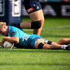 Matatū flanker Kendra Reynolds scores a try the last time her side came up against the Blues...