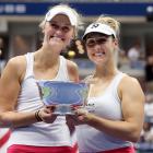 Erin Routliffe (left) and Gabriela Dabrowski celebrate after winning the women's doubles title at...