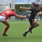 Ruby Tui in full flight against Wales. Photo: Peter McIntosh