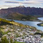 Officials are struggling to find out where a&nbsp;stomach bug outbreak in Queenstown has come...