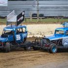 Peter Knight  (27) gives Adam Naber (99) a tap in stockcars. PHOTO: DEBRA RACE