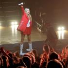 Country-pop fans were dancing in the aisles and at Kaylee Bell’s feet last night, at the...