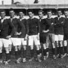Otago representative football team (left) and the visiting Royal Navy team. — Otago Witness, 13.5...