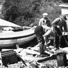 Landing a haul of fish at Nugget Point. — Otago Witness, 3.3.1925   
...
