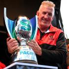Rob Penney with the 2025 Super Rugby Pacific trophy. Photo: Getty Images