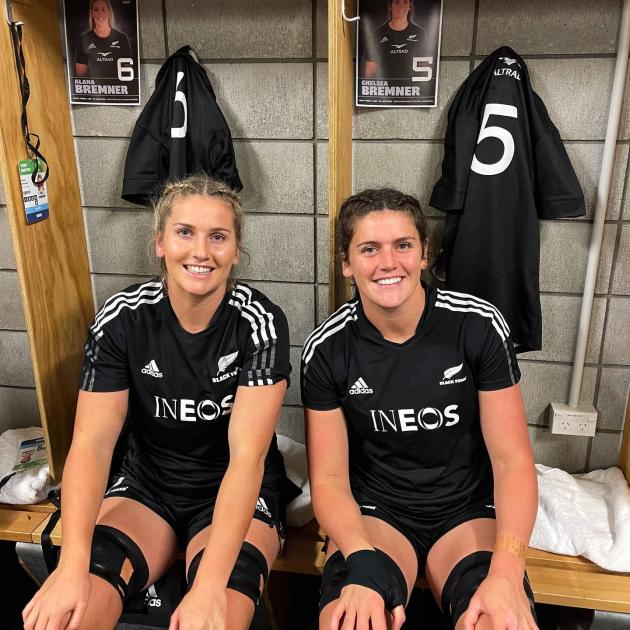 Sisters Alana and Chelsea Bremner. Photo: NZ Rugby