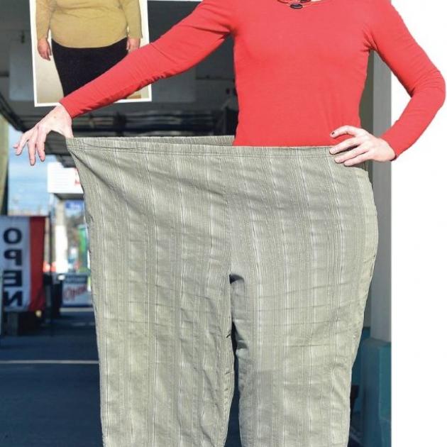 Weight Watcher Sue O'Sullivan, of Milton, models the trousers she used to wear. Photo by Stephen Jaquiery Weight Watcher Sue O'Sullivan, of Milton, models the trousers she used to wear. Photo by Stephen Jaquiery