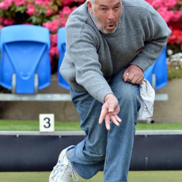 Bruce Dunn prepares for the invitation singles at the North East Valley Bowling Club.  Photo by Gerard O'Brien.