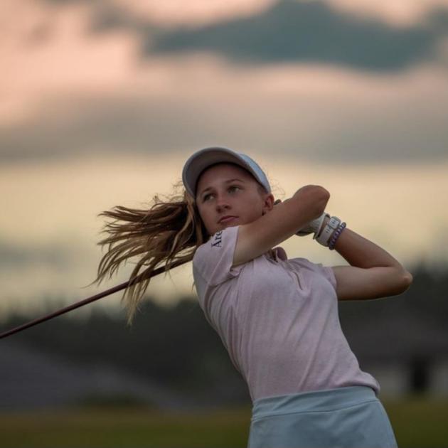 Waimairi golfer Zaria Bourne has won the emerging leader title at the GirlBoss national awards....