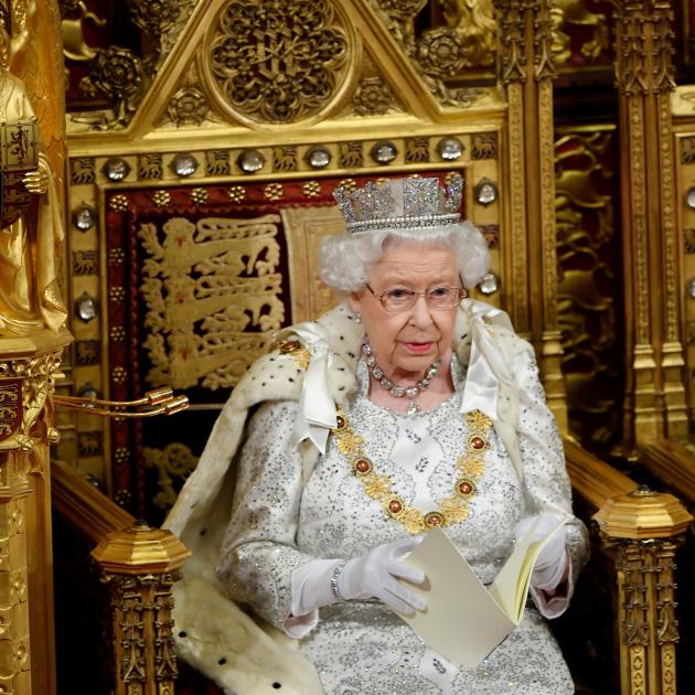 Queen sets out PM Johnson’s Oct 31 Brexit priority