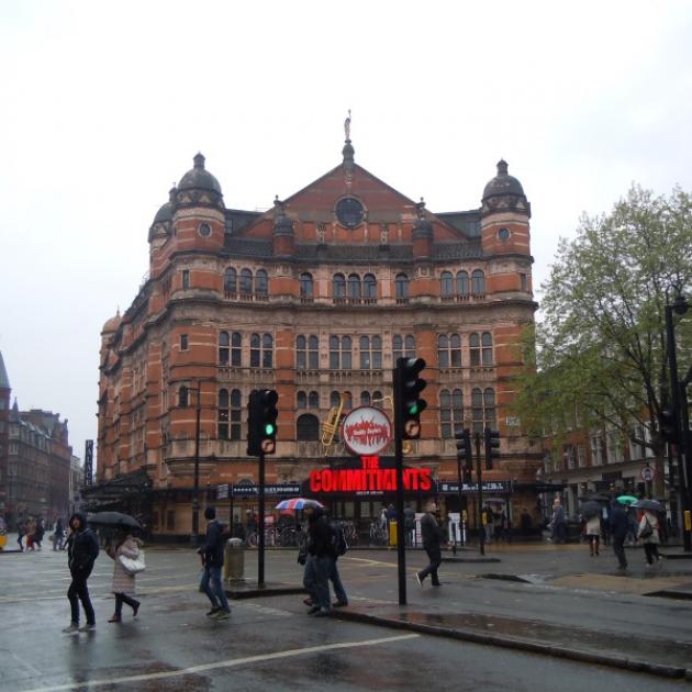 Catch musicals at the Palace Theatre. Photo: Wikimedia Commons Catch musicals at the Palace Theatre. Photo: Wikimedia Commons