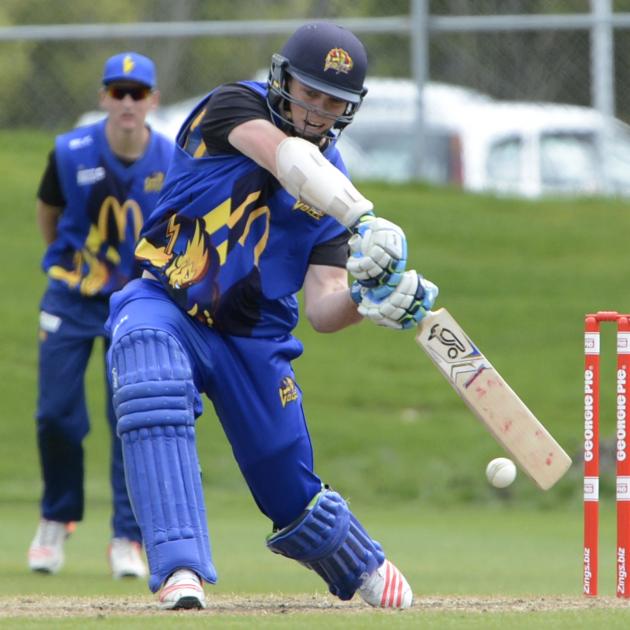 Otago top-order batsman Michael Bracewell goes for a big shot during a practice session at the University Oval yesterday. Photo by Gerard O'Brien.