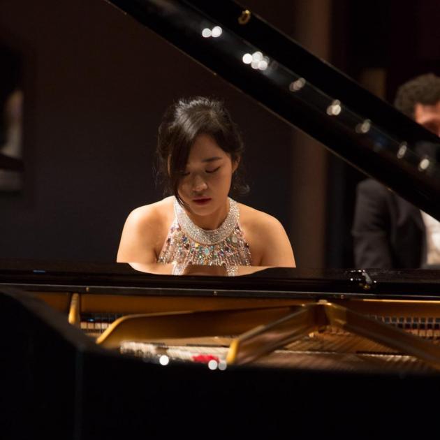 University of Otago music graduate Sara Lee has won the professional pianist category of the 2021...
