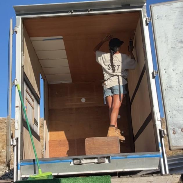 Carlee Moulton builds her tiny home.