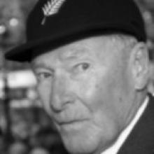 Bert Sutcliffe.