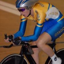 Alison Shanks setting a National Record of 3:36.405 and winning the gold medal in the Elite Womens 3000m Individual Pursuit. Photo by Ian Edwards.