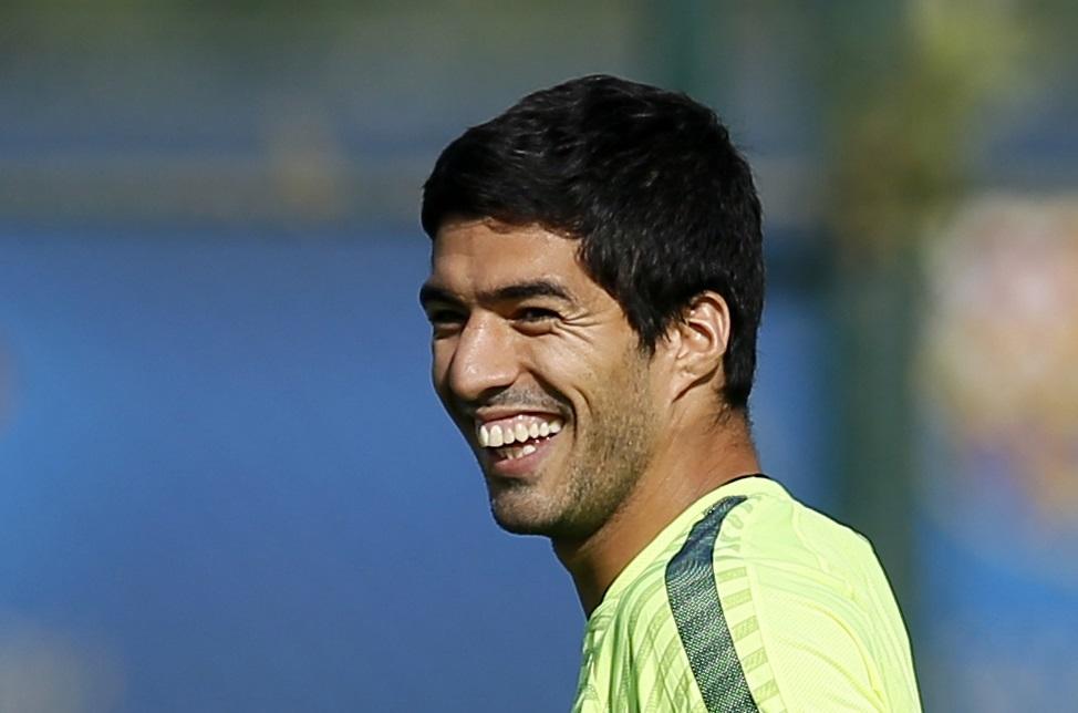 Football: Biting is appalling but harmless, says Suarez | Otago Daily Times  Online News