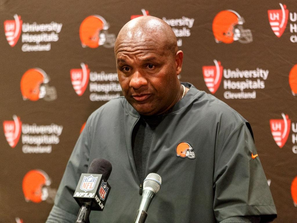 Jackson fired as Browns coach