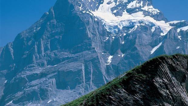 Tributes for Kiwi after fatal base jump in Switzerland