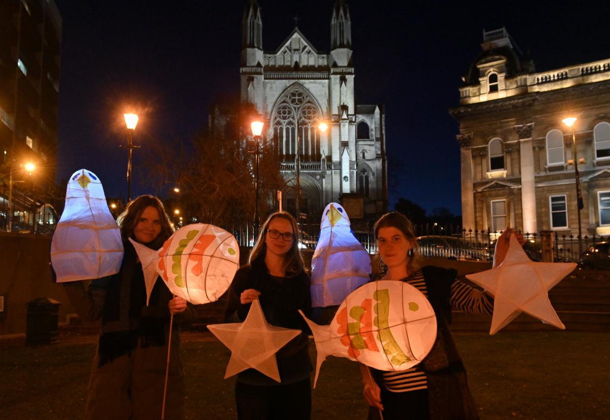 Lantern connection carries on and keeps growing Otago Daily Times