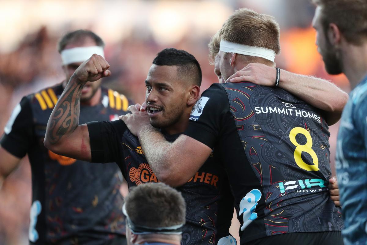 Classy Chiefs outplay Crusaders