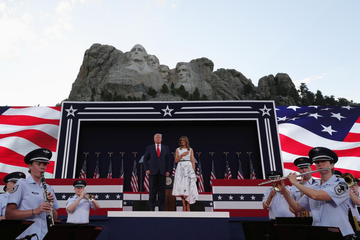 Trump rails against 'left-wing fascism' in Mt Rushmore speech
