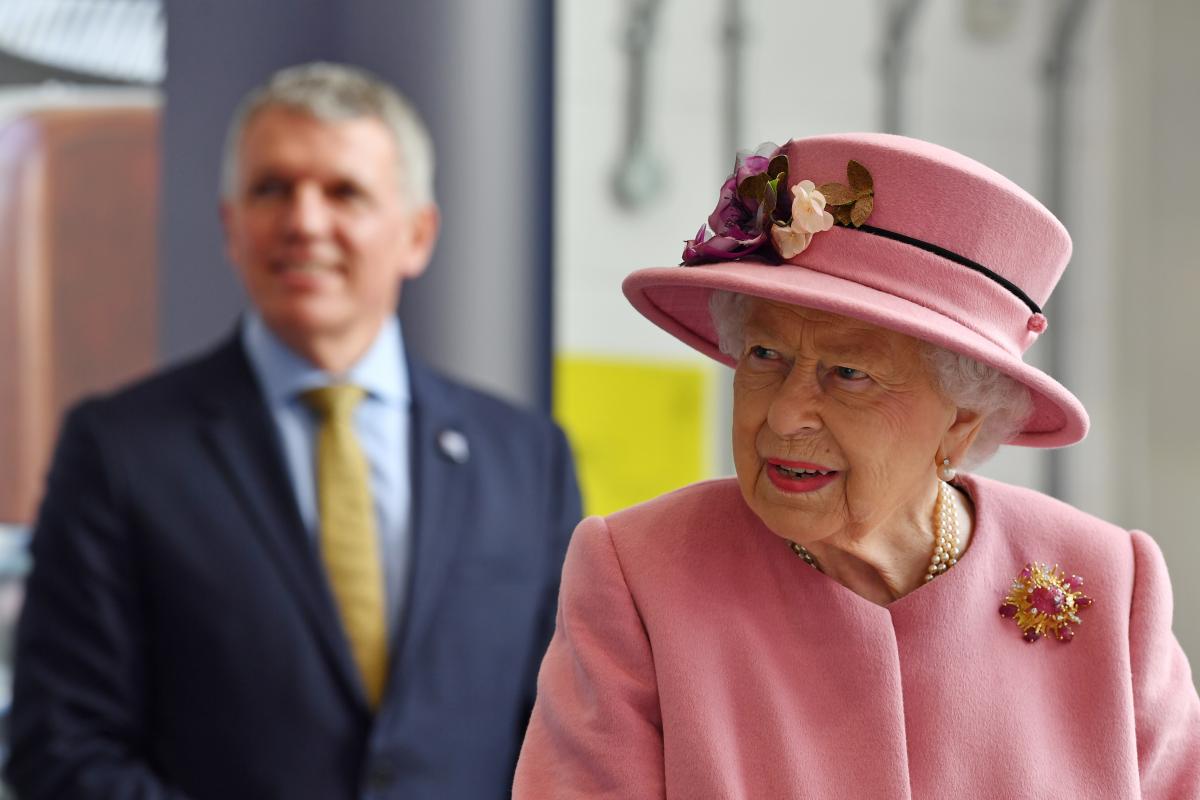 Queen makes first public outing in months