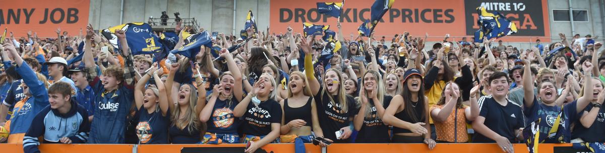 Highlanders' fans show their true colours