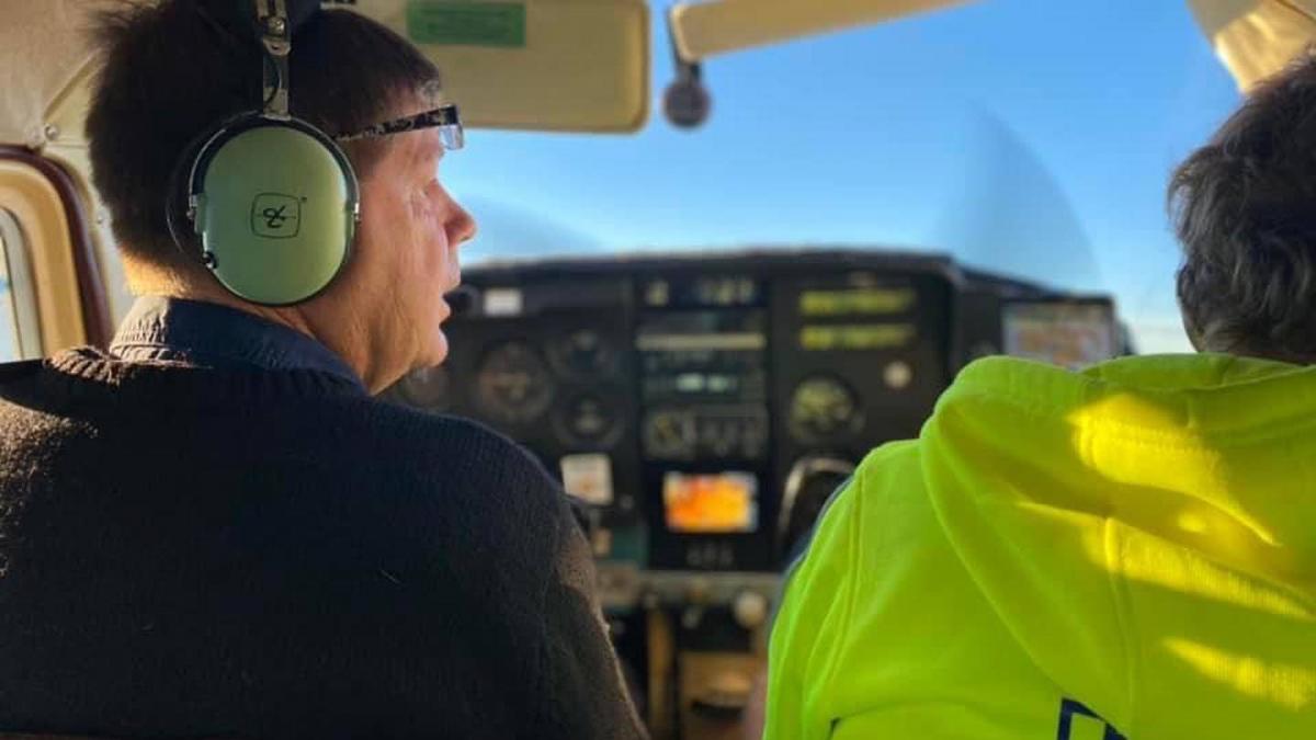 'Best father': Pilot killed in crash leaves huge hole in family, community