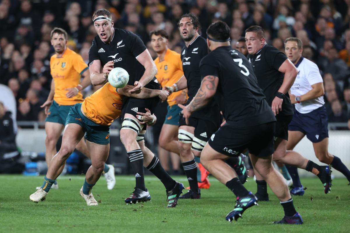 All Blacks make statement with dominant win
