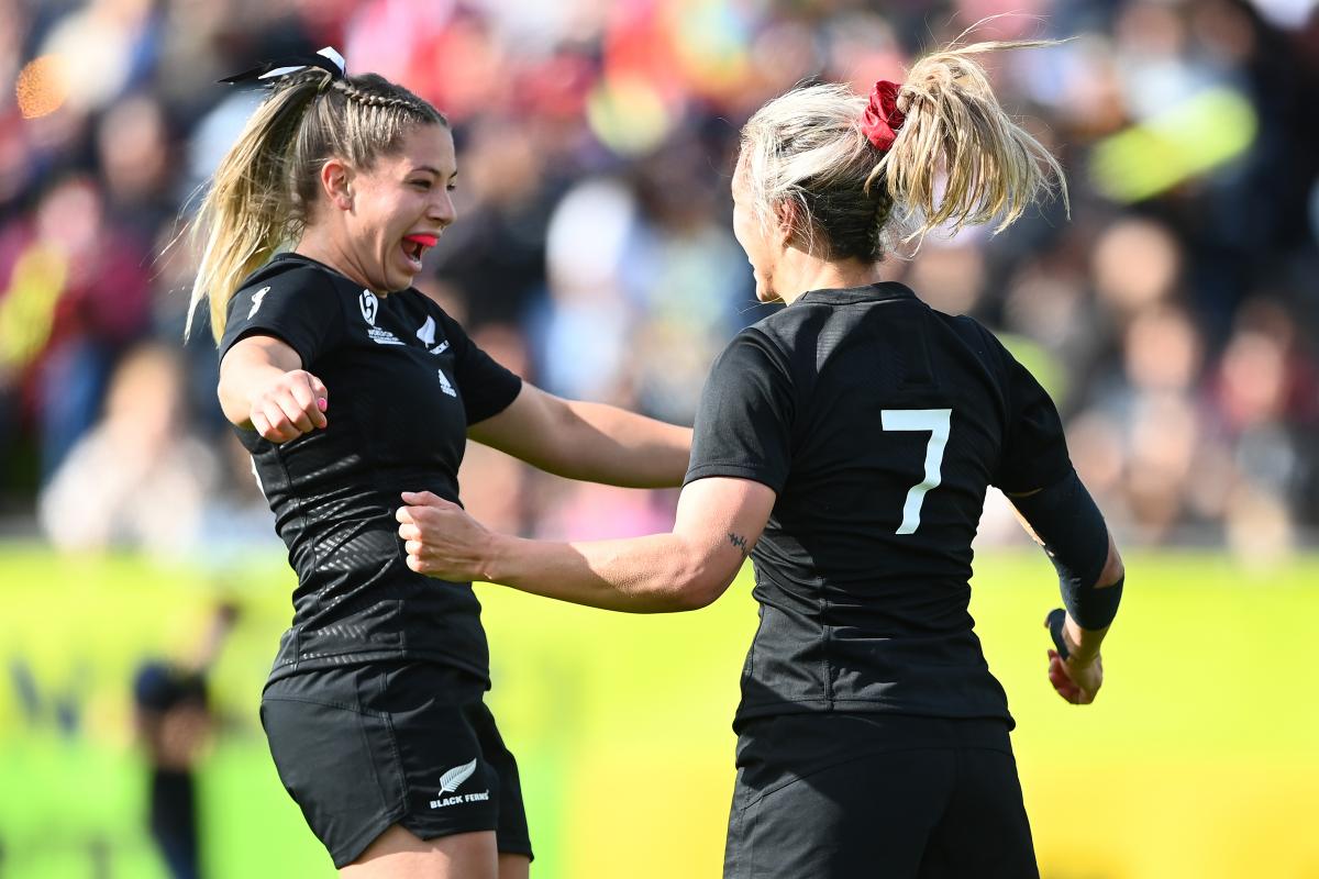 Black Ferns shine in crushing win over Scotland