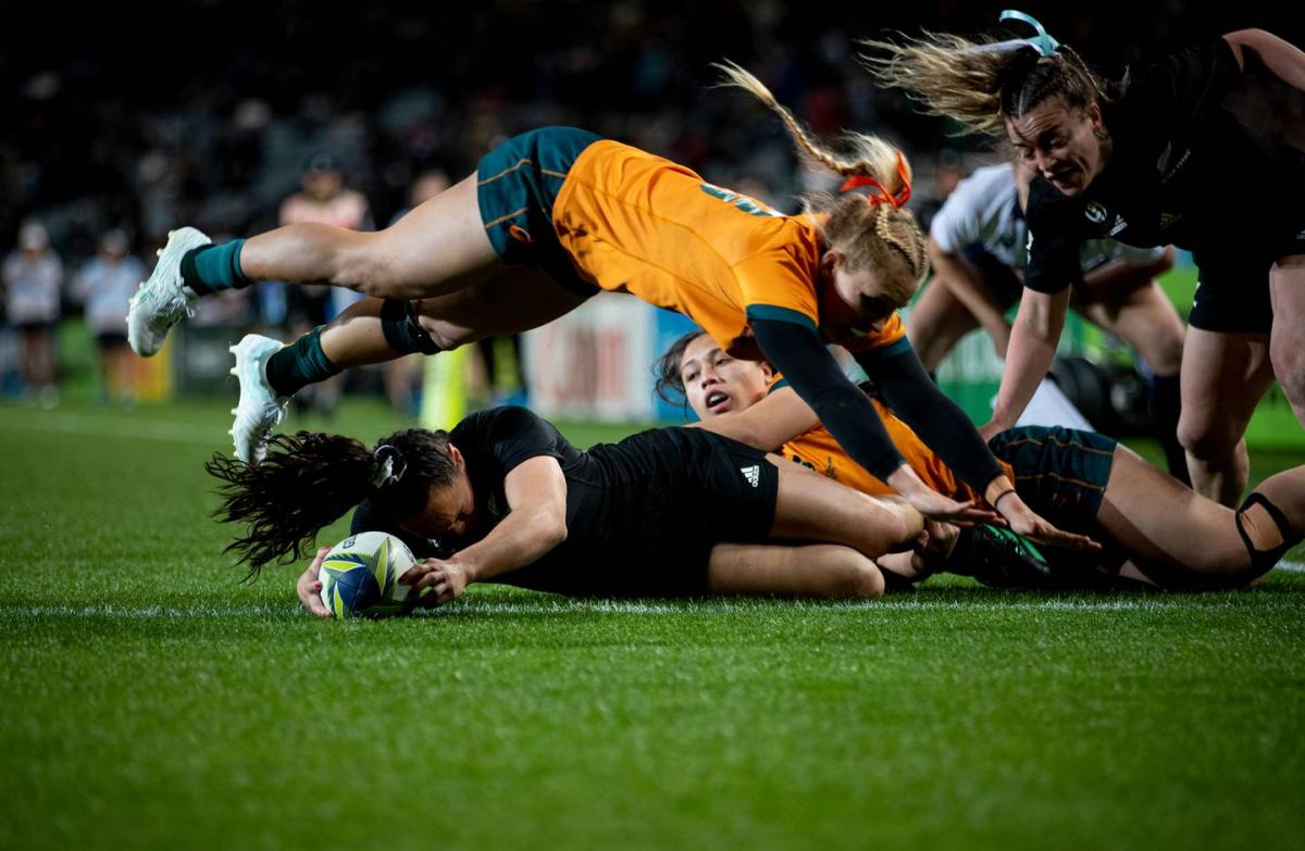 Black Ferns storm back to take down Australia