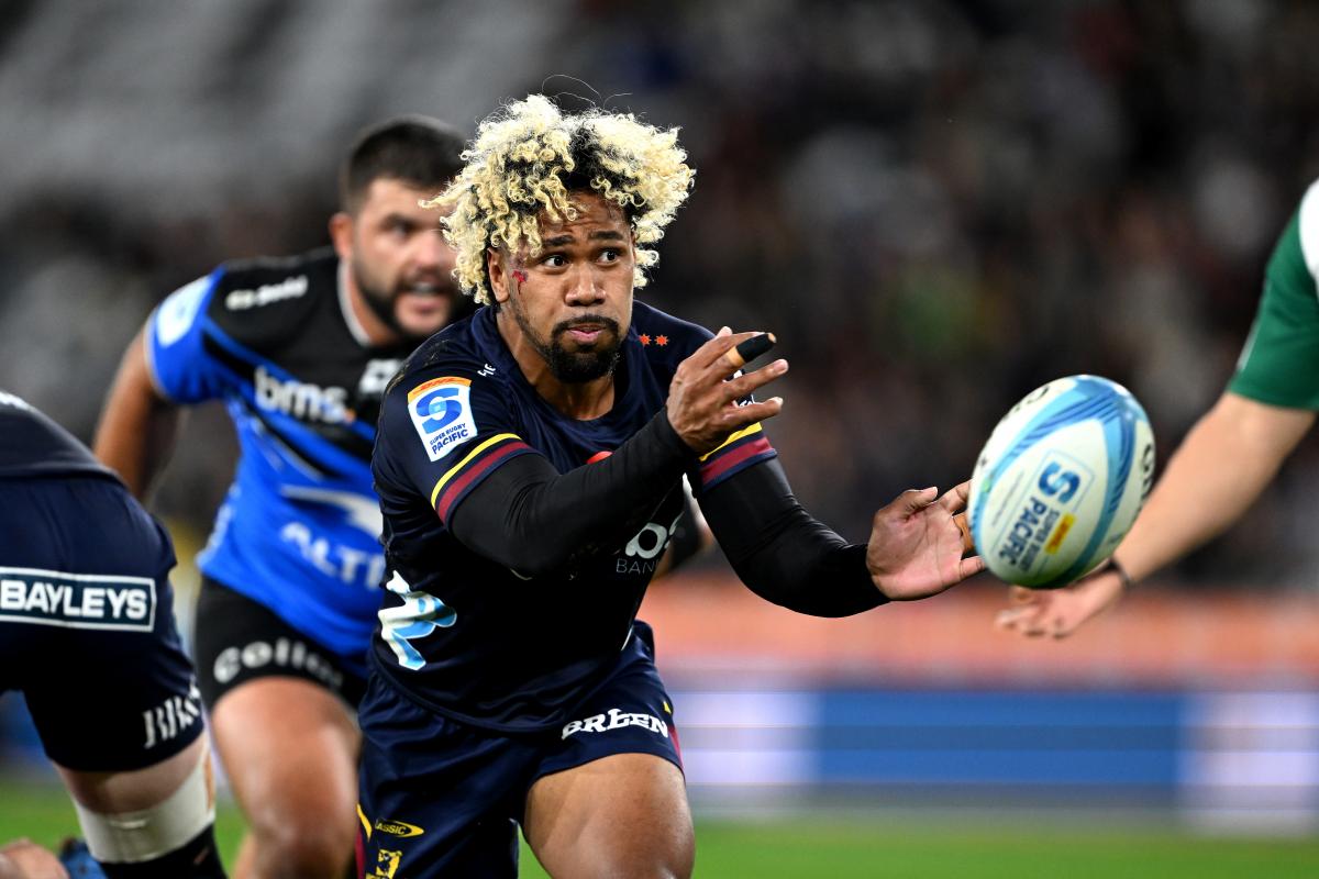 Highlanders grind out narrow victory over Western Force