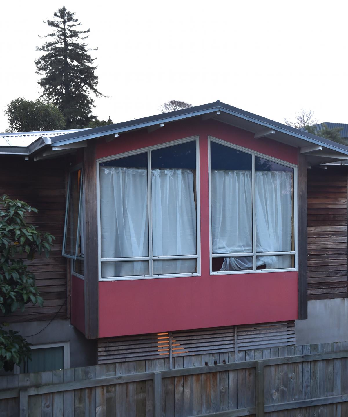 Angry neighbour says OBHS students flashed wife